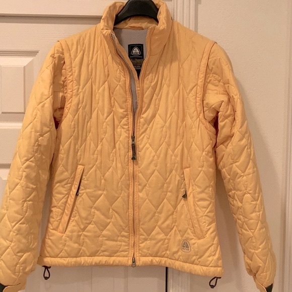 Nike ACG Jackets & Blazers - Nike ACG Puffer / Vest with Detachable sleeves, Large